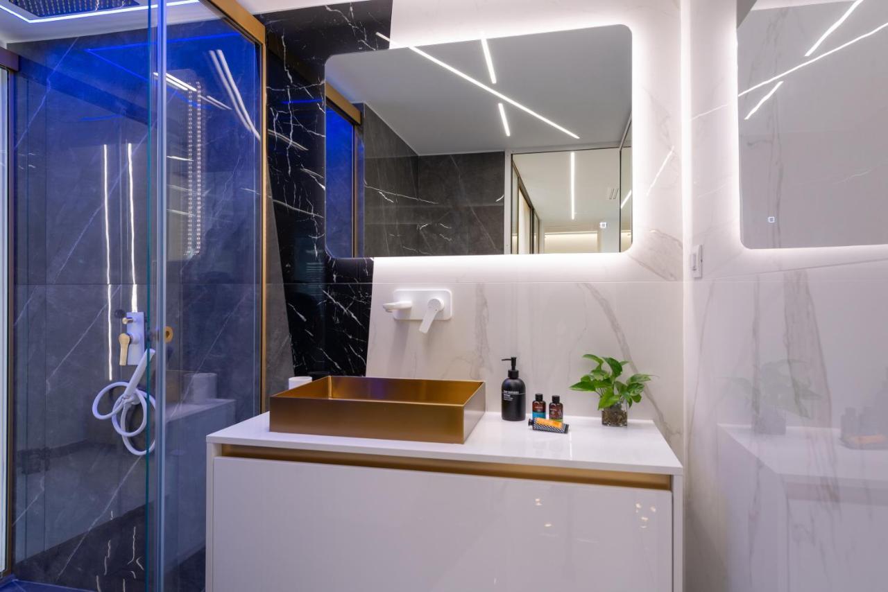 H Experience Spectacular Rooftop Loft Heraklion  Ngoại thất bức ảnh